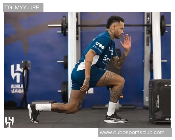 内马尔左膝半月板修复手术成功预计一个月后重返赛场